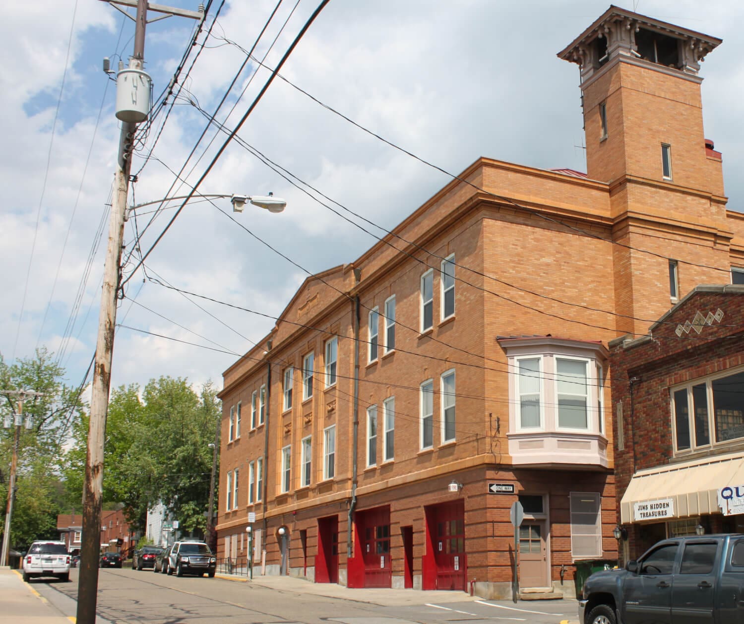 Bellevue Borough Building